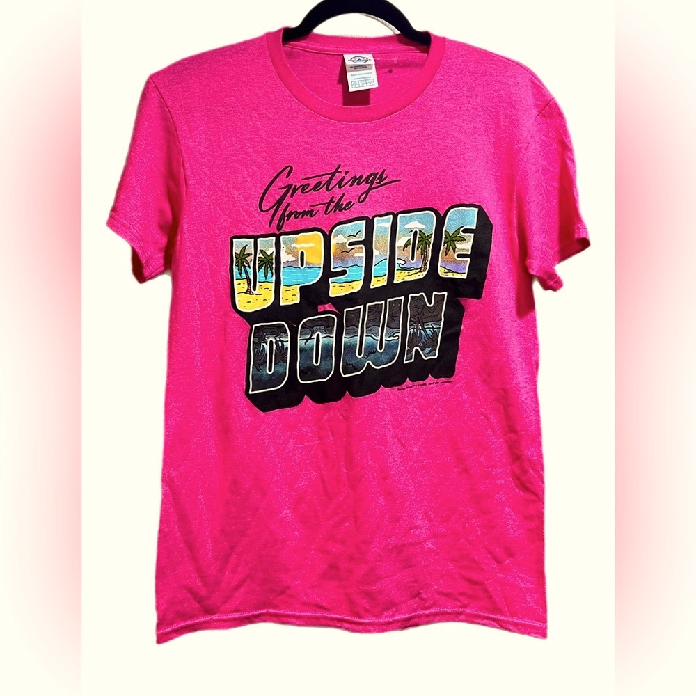 NWOT! STRANGER THINGS Greetings From the Upside Down Crew Neck T-Shirt, …